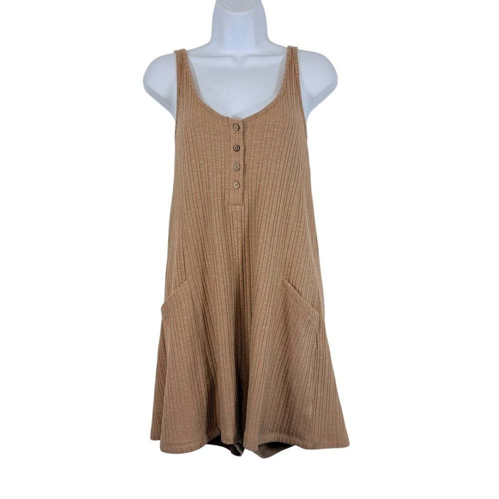 Z Supply Ribbed Knit Romper L Tan Sleeveless Button Front Pockets Casual